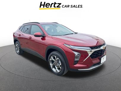 Used 2025 Chevrolet Trax LT