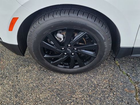 Used 2023 Chevrolet Equinox LS w/ LS Convenience Package image 6