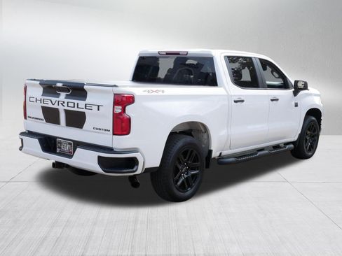 Used 2022 Chevrolet Silverado 1500 Custom w/ Rally Edition AWD/4WD image 7