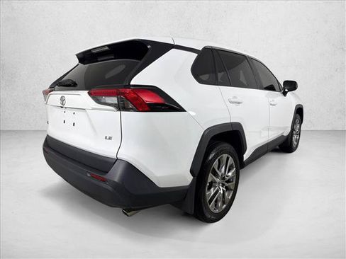 Used 2024 Toyota RAV4 LE FWD image 3