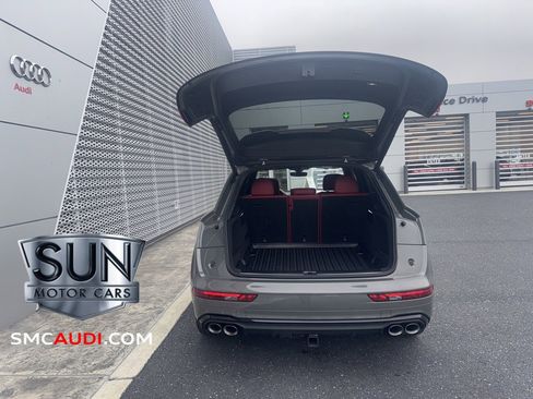 Used 2023 Audi SQ5 Premium Plus w/ Premium Plus Package image 21