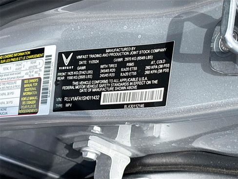 New 2025 VinFast VF 8 Plus AWD/4WD image 32