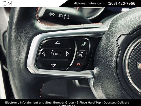 Used 2018 Jeep Wrangler Unlimited Rubicon AWD/4WD image 29