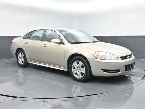 Used 2009 Chevrolet Impala LS image 3