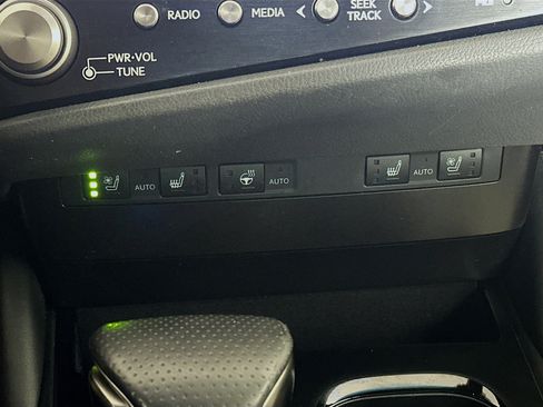 Used 2023 Lexus ES 350 F Sport image 26