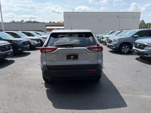 Used 2025 Toyota RAV4 XLE FWD image 6
