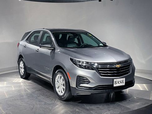 Used 2024 Chevrolet Equinox LS image 35