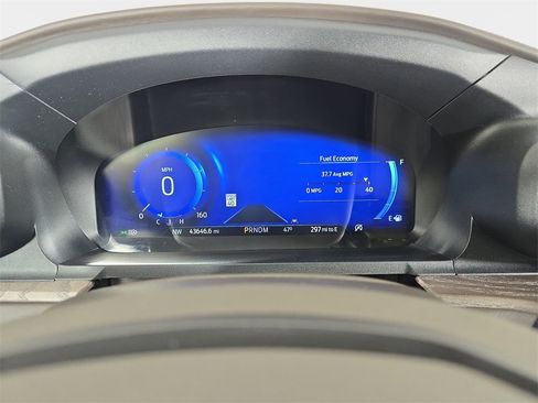 Used 2020 Ford Explorer Platinum w/ Premium Technology Package image 23