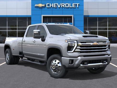 New 2026 Chevrolet Silverado 3500 High Country w/ Technology Package AWD/4WD image 31