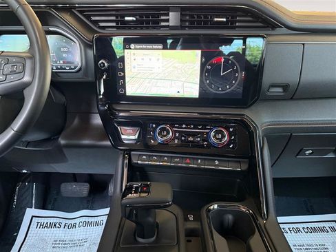 Used 2024 GMC Sierra 1500 AT4 w/ Technology Package AWD/4WD image 14
