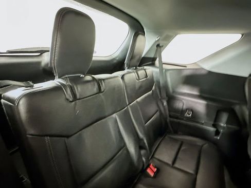 Used 2023 Ford Explorer Limited w/ Limited Technology Package image 29