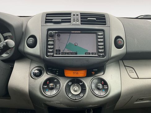 Used 2011 Toyota RAV4 Limited image 13