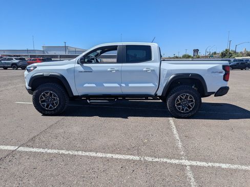 Certified 2025 Chevrolet Colorado ZR2 w/ Technology Package AWD/4WD image 2