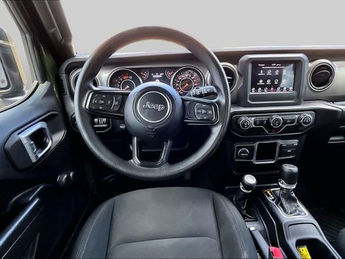 Used 2021 Jeep Wrangler Sport AWD/4WD image 6
