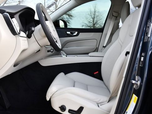 New 2026 Volvo XC60 B5 Ultra w/ Protection Package Premier image 12