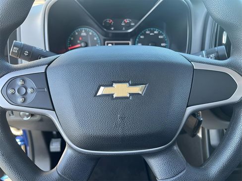 Used 2018 Chevrolet Colorado W/T w/ WT Convenience Package image 14