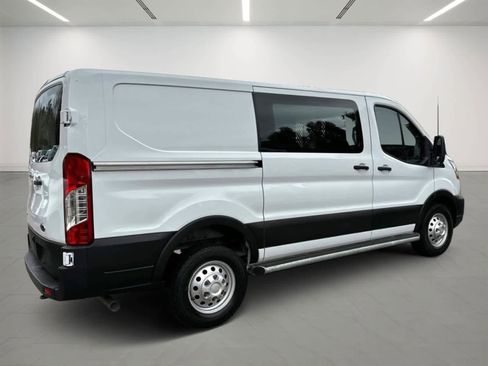 Used 2024 Ford Transit 250 Low Roof AWD w/ Exterior Upgrade Package image 4