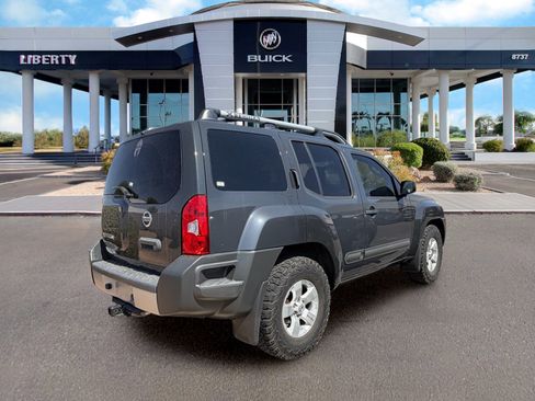Used 2011 Nissan Xterra S w/ 4X4 Value Package image 3