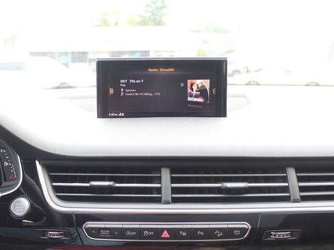 Used 2019 Audi Q7 3.0T Prestige w/ Prestige Package image 7