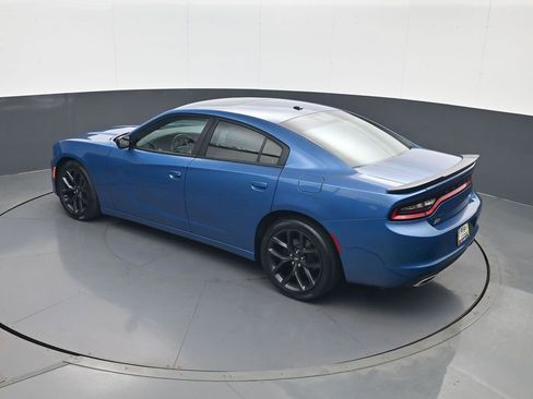 Used 2020 Dodge Charger SXT w/ Blacktop Package RWD image 19