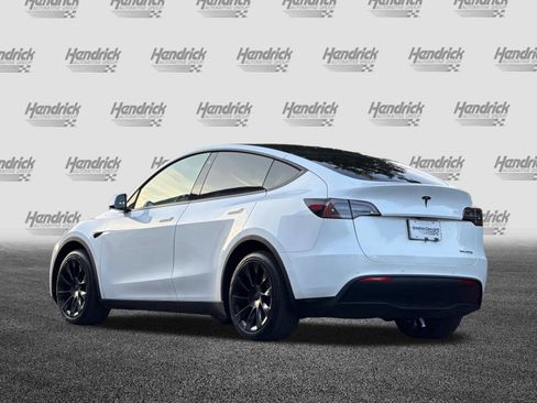 Used 2020 Tesla Model Y Long Range image 7