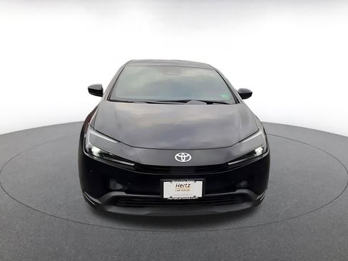 Used 2025 Toyota Prius LE image 4