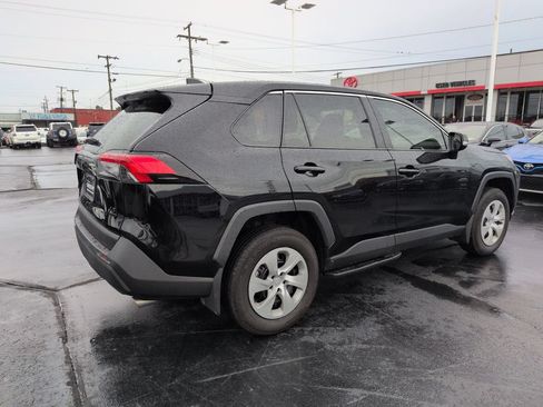 Certified 2025 Toyota RAV4 LE AWD/4WD image 5