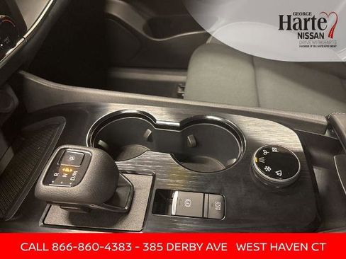 Certified 2023 Nissan Rogue S image 13