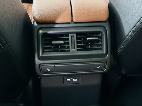 Used 2025 MAZDA CX-50 AWD 2.5 Turbo w/ Weather Package image 27