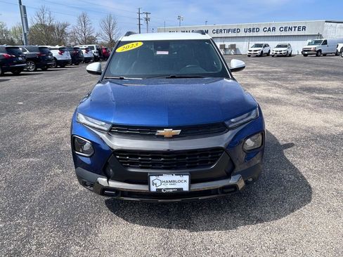 Used 2023 Chevrolet TrailBlazer ACTIV FWD image 2