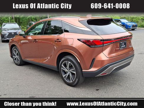 Certified 2025 Lexus RX 350 Premium AWD/4WD image 4