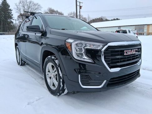 Used 2022 GMC Terrain SLE w/ Driver Convenience Package image 7