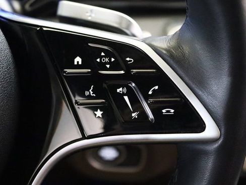 Used 2024 Mercedes-Benz GLE 450e 4MATIC image 5