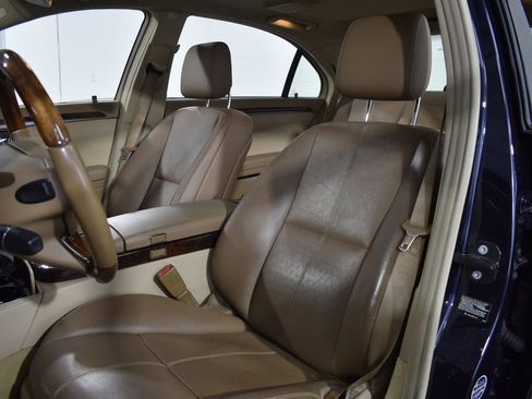 Used 2008 Mercedes-Benz S 550 4MATIC image 10