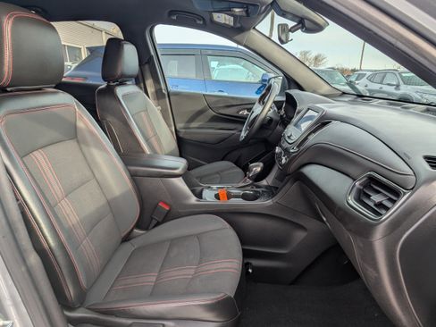 Used 2023 Chevrolet Equinox RS image 13