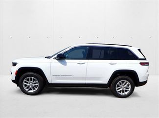 New 2025 Jeep Grand Cherokee Laredo X w/ Luxury Tech Group I video 2