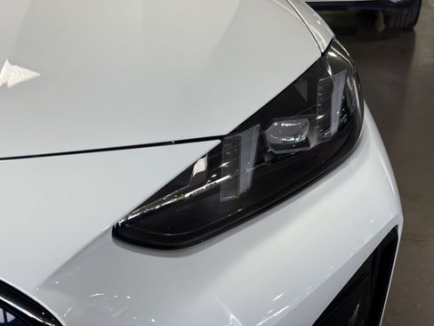 Used 2025 BMW i4 eDrive40 w/ M Sport Package RWD image 9