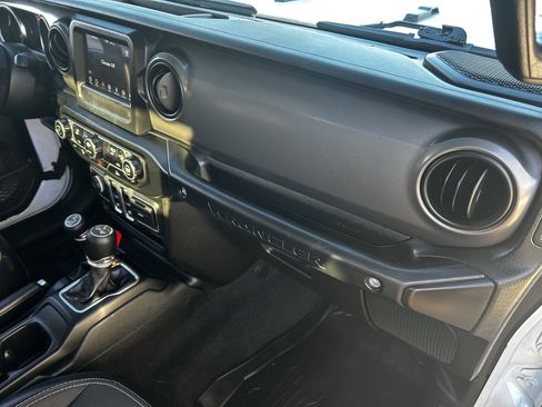 Certified 2023 Jeep Wrangler Freedom Edition image 15