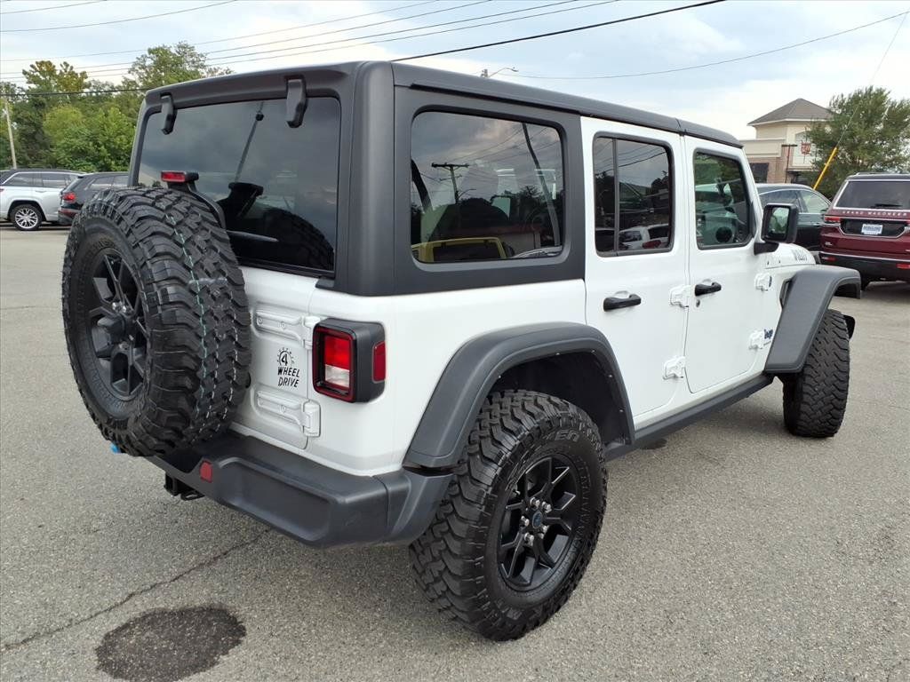 Used 2024 Jeep Wrangler Unlimited AWD/4WD image 4