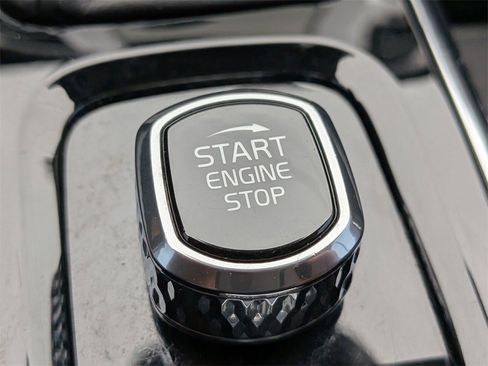 Used 2018 Volvo XC90 T6 Inscription w/ Convenience Package image 30