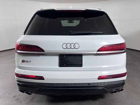 Used 2021 Audi SQ7 Prestige AWD/4WD image 4