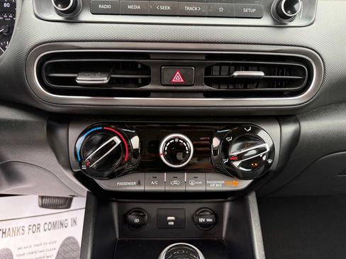 Used 2022 Hyundai Kona SE AWD/4WD image 16