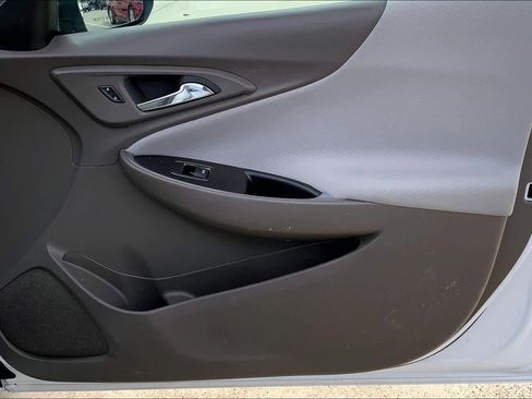 Used 2023 Chevrolet Malibu LS image 21