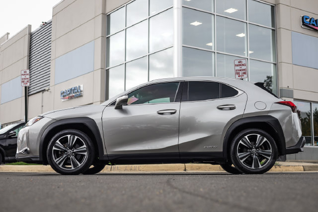 Used 2020 Lexus UX 250h w/ Premium Package AWD/4WD image 8
