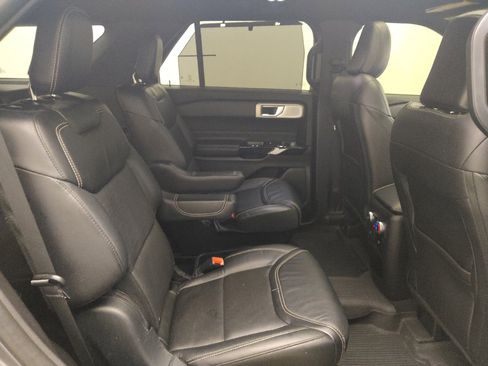 Used 2021 Ford Explorer ST w/ Equipment Group 401A AWD/4WD image 19