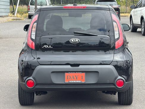 Used 2015 Kia Soul FWD image 6