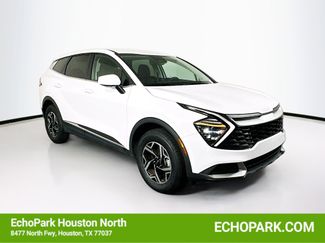 Used 2025 Kia Sportage LX video 1