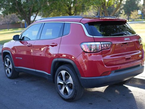 Used 2017 Jeep Compass Latitude w/ Popular Equipment Group image 5