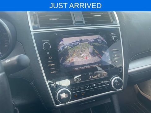 Used 2018 Subaru Legacy 2.5i Premium AWD/4WD image 6
