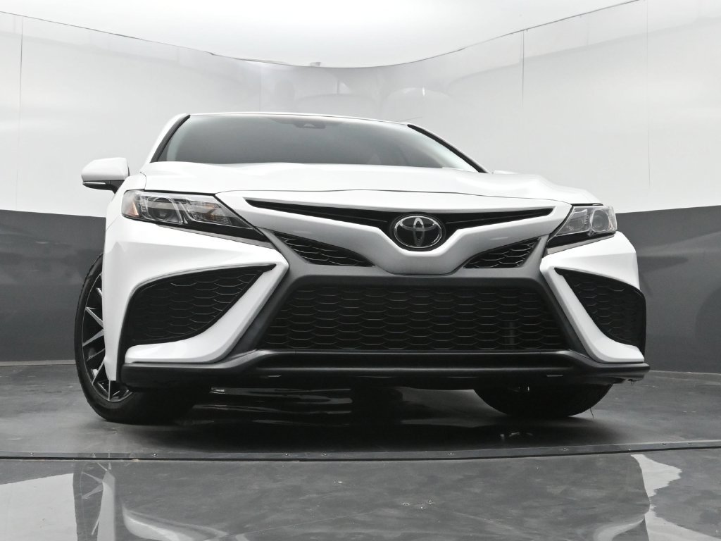 Used 2024 Toyota Camry SE FWD image 26